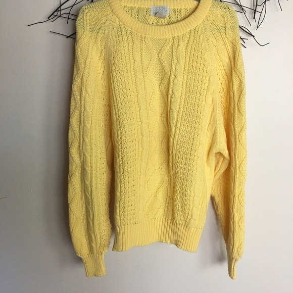 Vintage yellow cable knit sweater. South channel - Picture 4 of 11